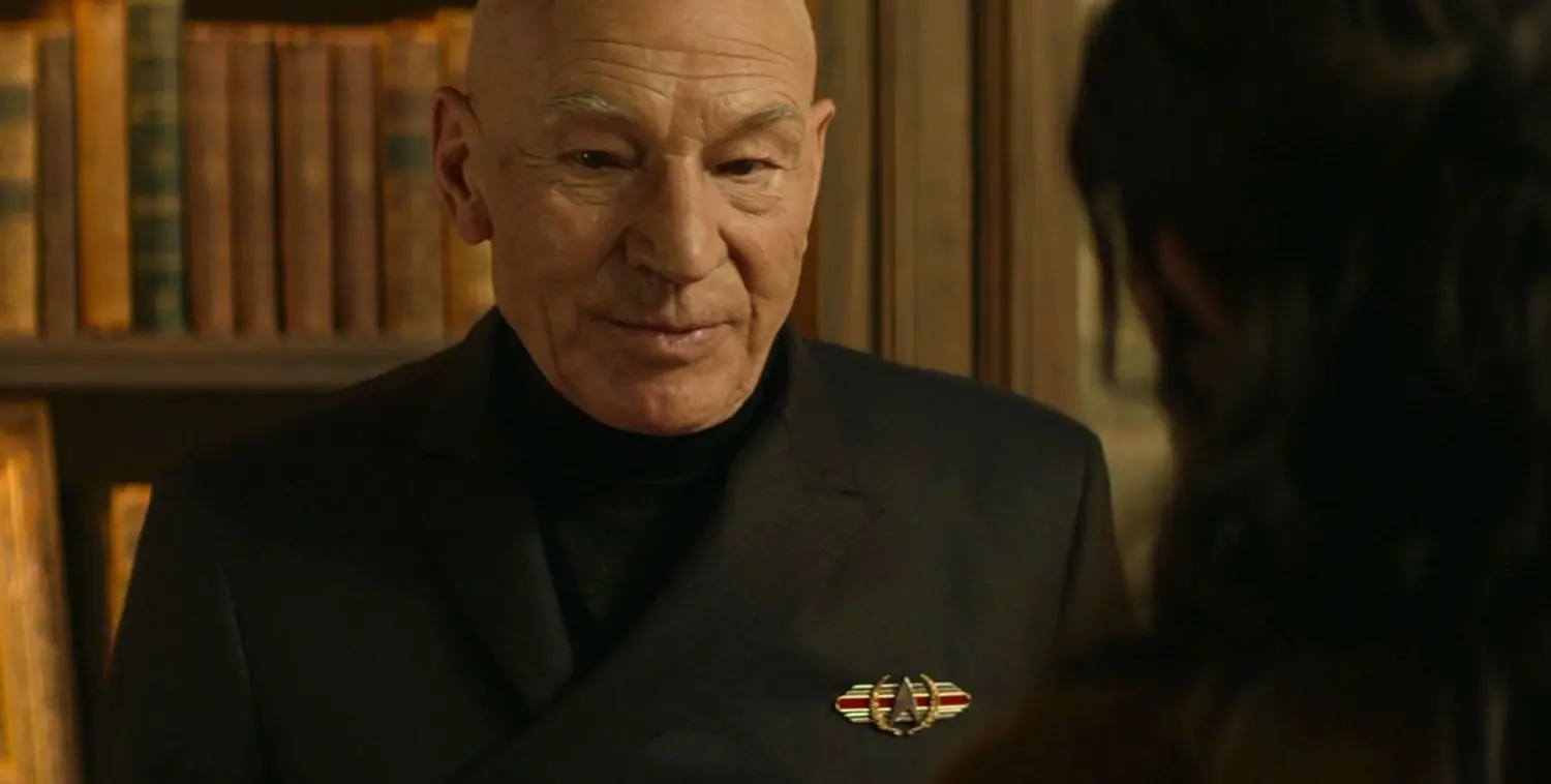 Starfleet-Admiral-2400s_PIC-2x1-1.jpg