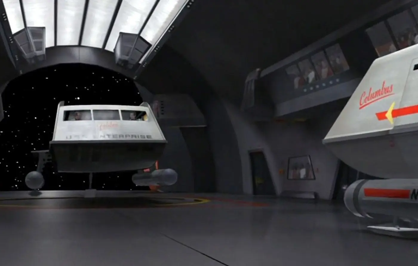 Shuttle-Columbus_TOS-Journey-to-Babel.jpg